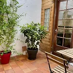 Les Templiers - Maison Avec Cour A 20 M Du Port - Holiday home