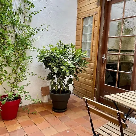 Les Templiers - Maison Avec Cour A 20 M Du Port - בית נופש